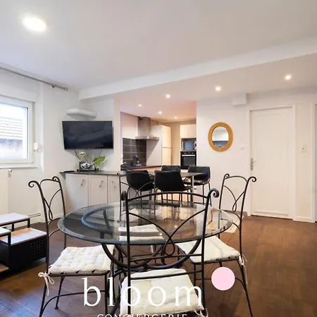 Apartment City Center For 6 Travellers